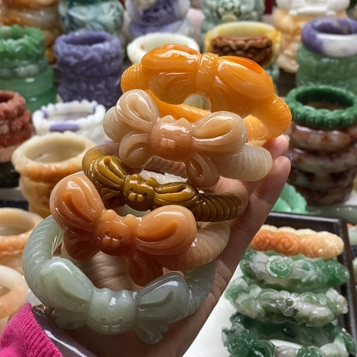 夢***影石英岩玉未镶嵌手镯