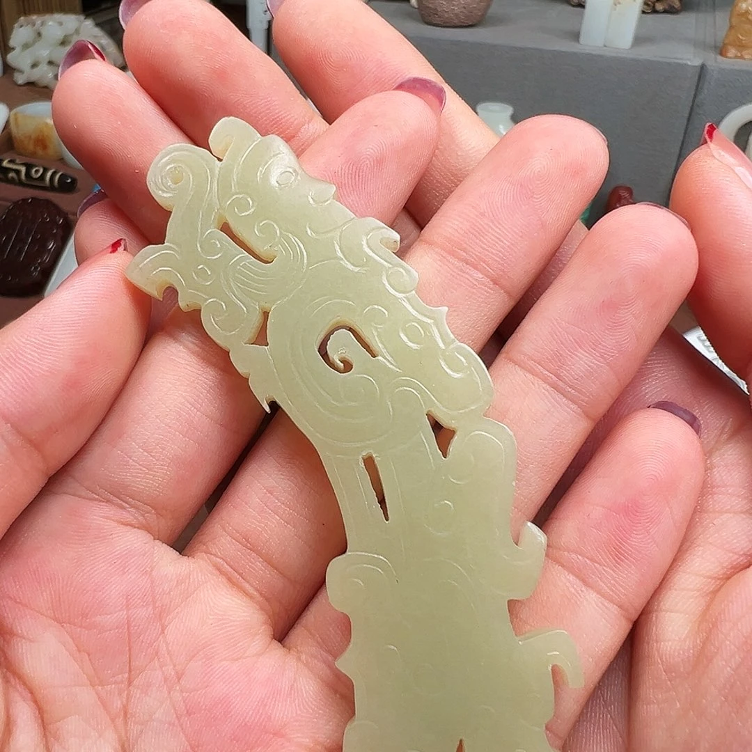 颈饰未镶嵌和田玉（黄玉）贵*龙