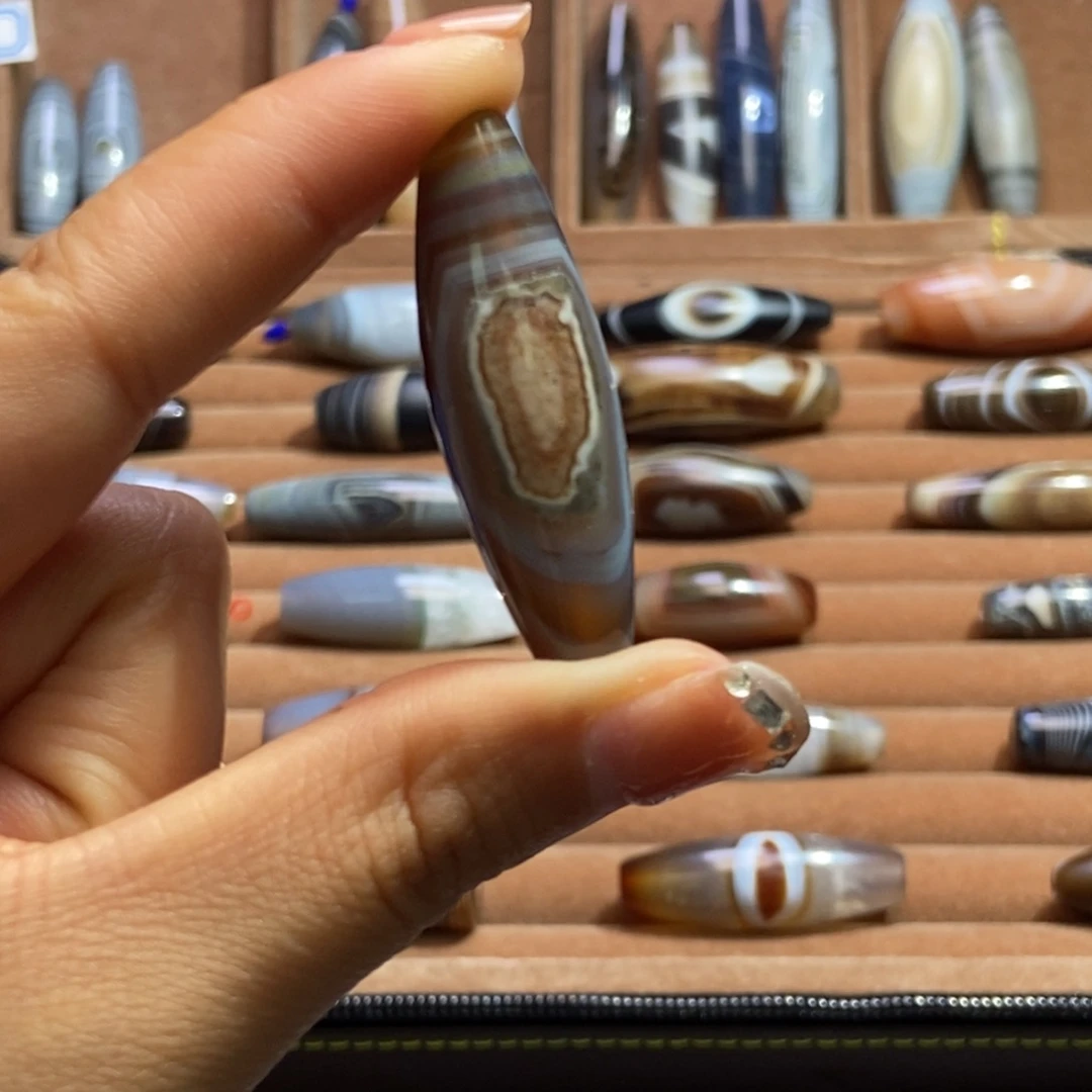 胖****玛瑙/玉髓未镶嵌颈饰