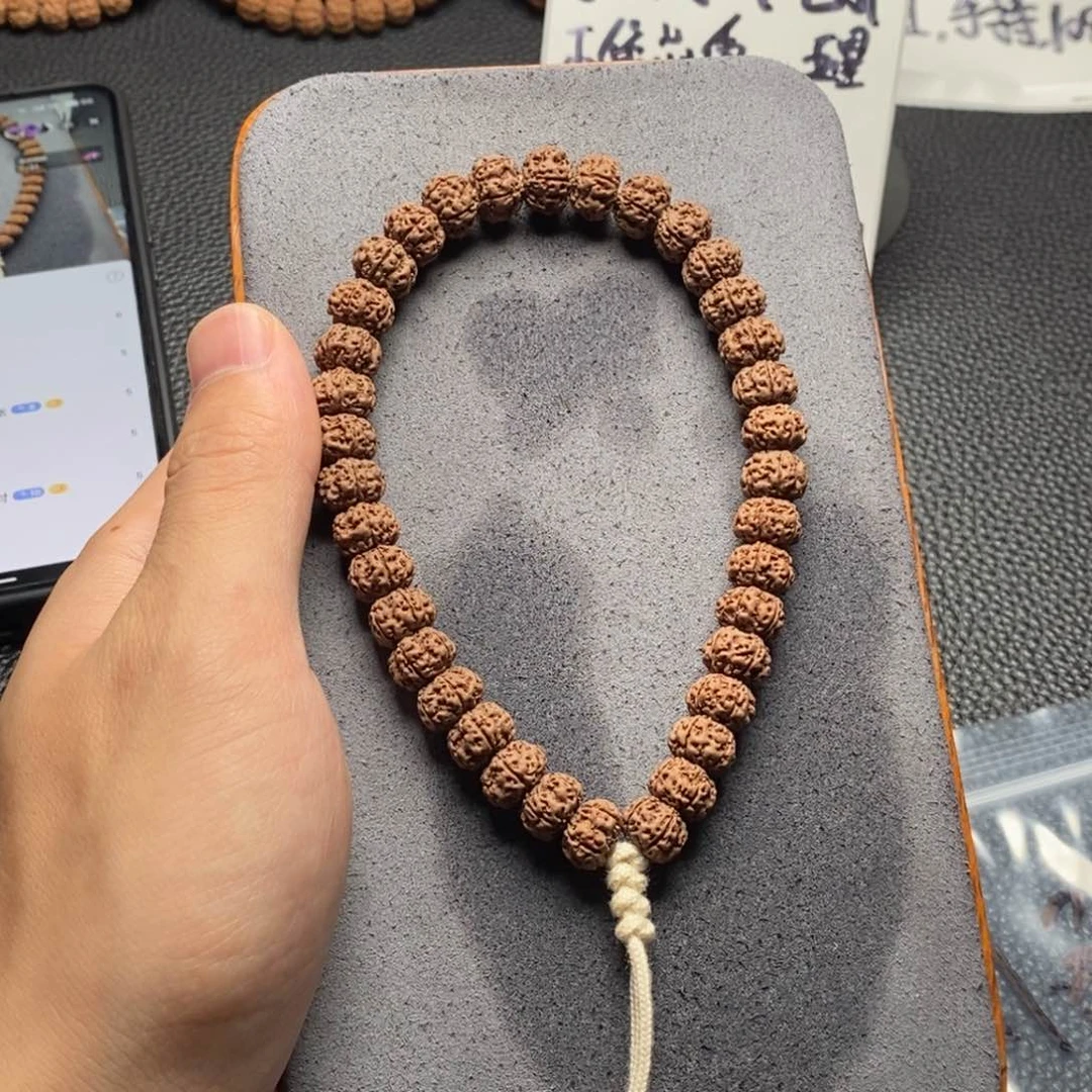 金刚菩提吊坠?****张平细