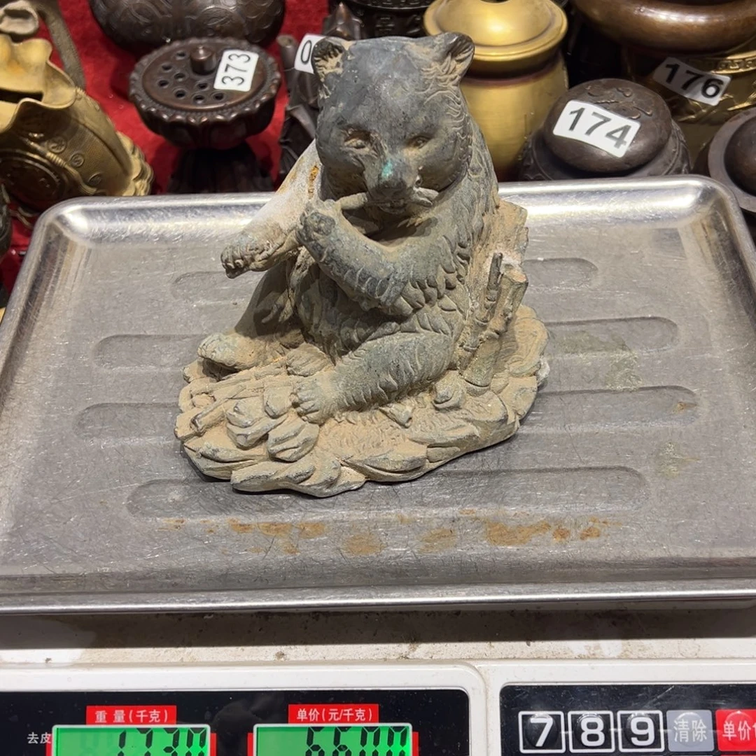 q***8黄铜摆件，文房摆件