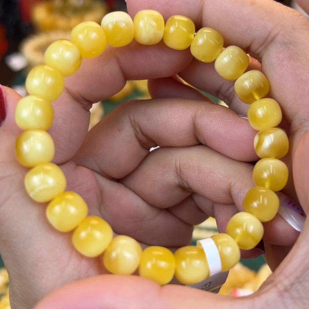 琥珀裸石未镶嵌jjuhhjjjhjnn