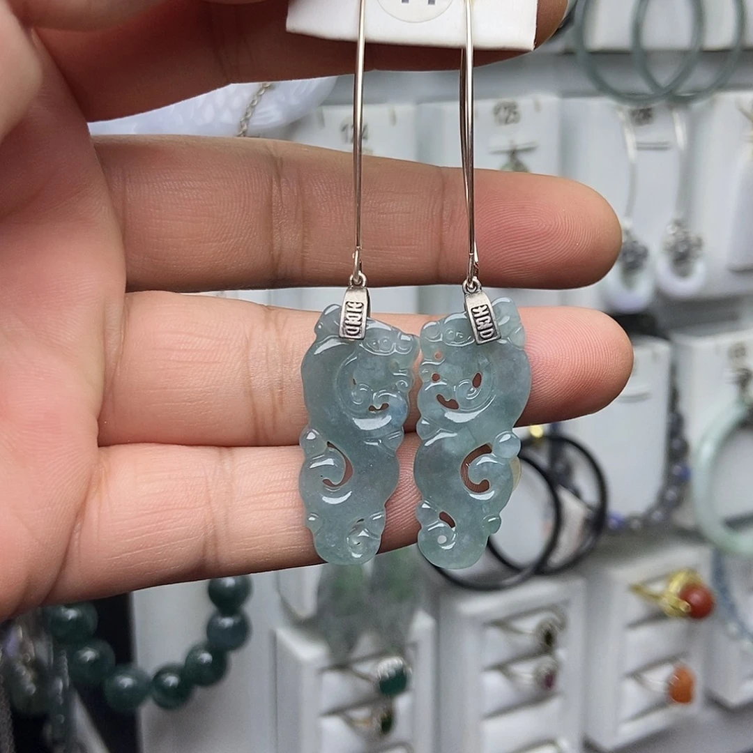 银S925镶嵌翡翠耳饰品质珠宝