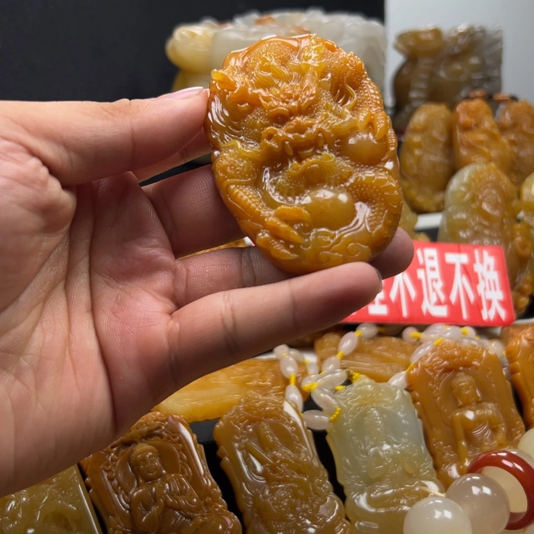 石英质玉（黄龙玉）未镶嵌多样化发货