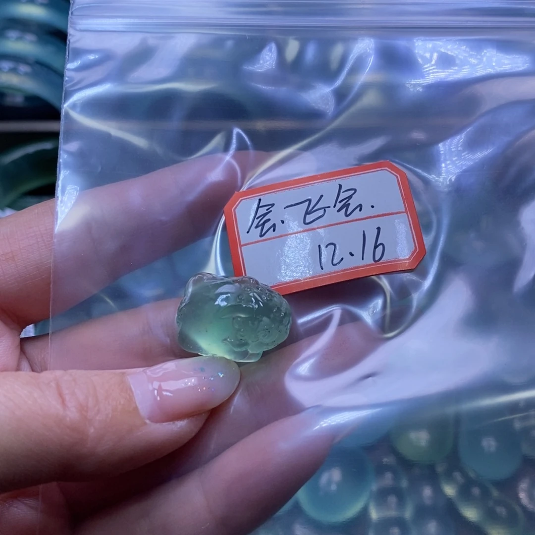 会***速蛇纹石玉未镶嵌手镯