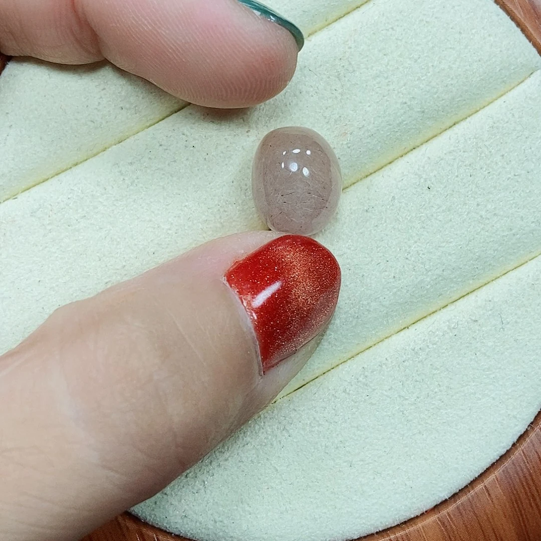 未镶嵌颈饰水晶水晶
