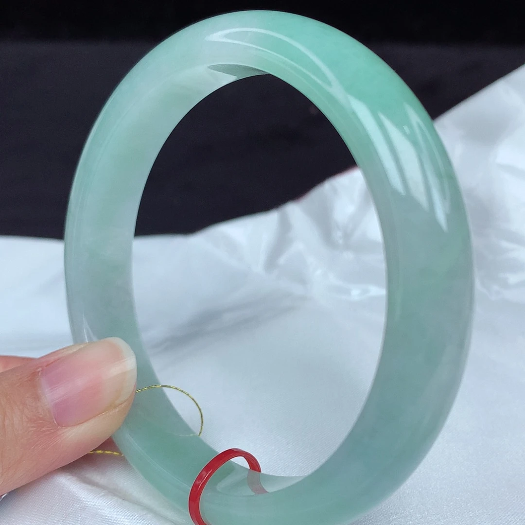 翡翠手镯未镶嵌62圈3252