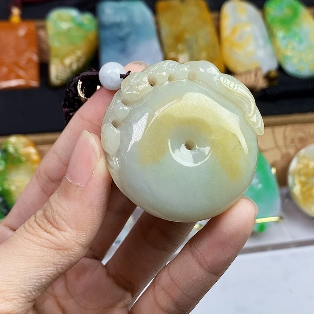 翡翠未镶嵌颈饰2564357