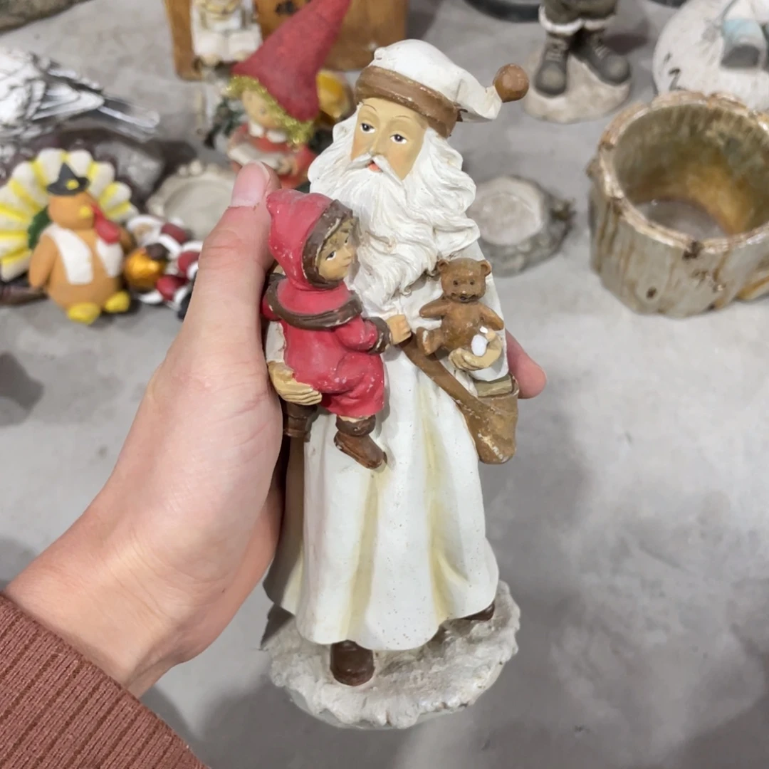 树脂大瑕疵熊脚磕碰身上掉漆严重不售后