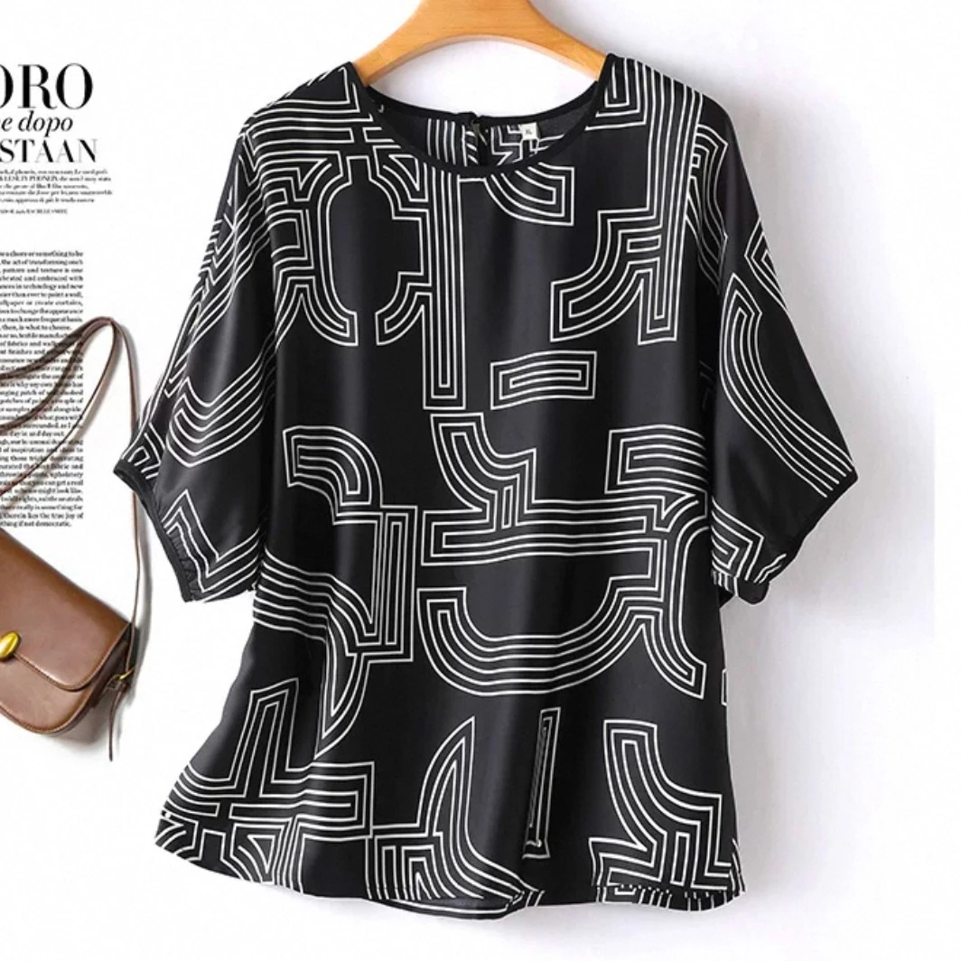 1-3236-23新款时尚小衫