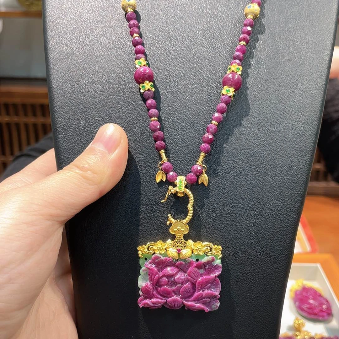 锦纶铁合金吊坠红宝套链