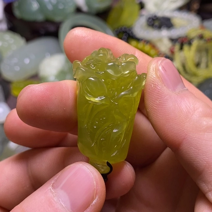 岫玉未镶嵌岫玉颈饰