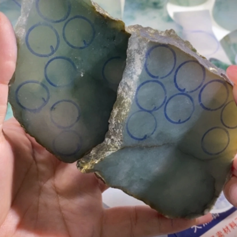 【闪购商品】翡翠挂件未镶嵌黑**0