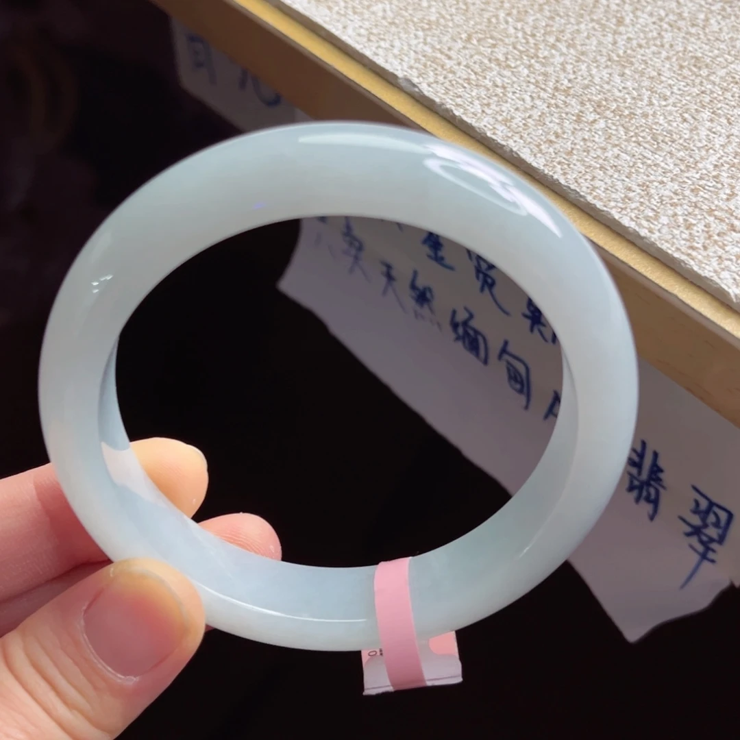 翡翠未镶嵌手镯手镯