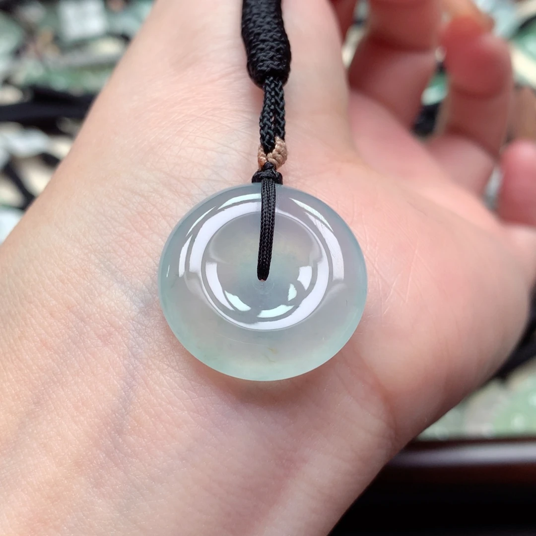 翡翠未镶嵌颈饰扣子