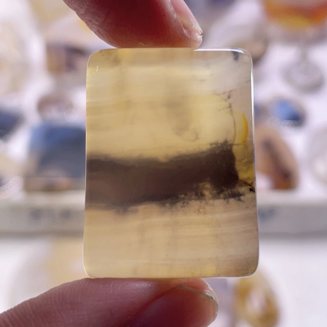 玛瑙/玉髓未镶嵌珠宝奇石