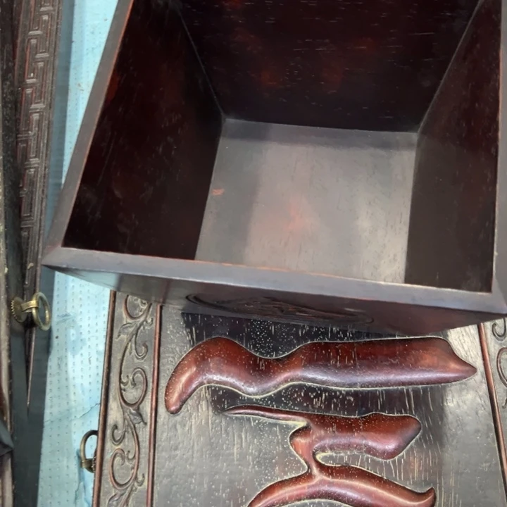 龙***）非洲紫檀（红花梨）