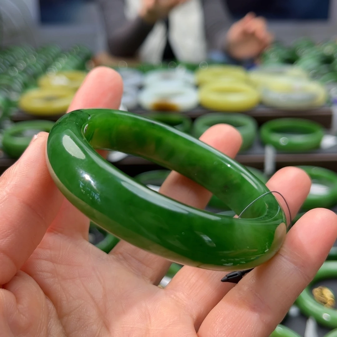 和田玉（碧玉）手镯未镶嵌