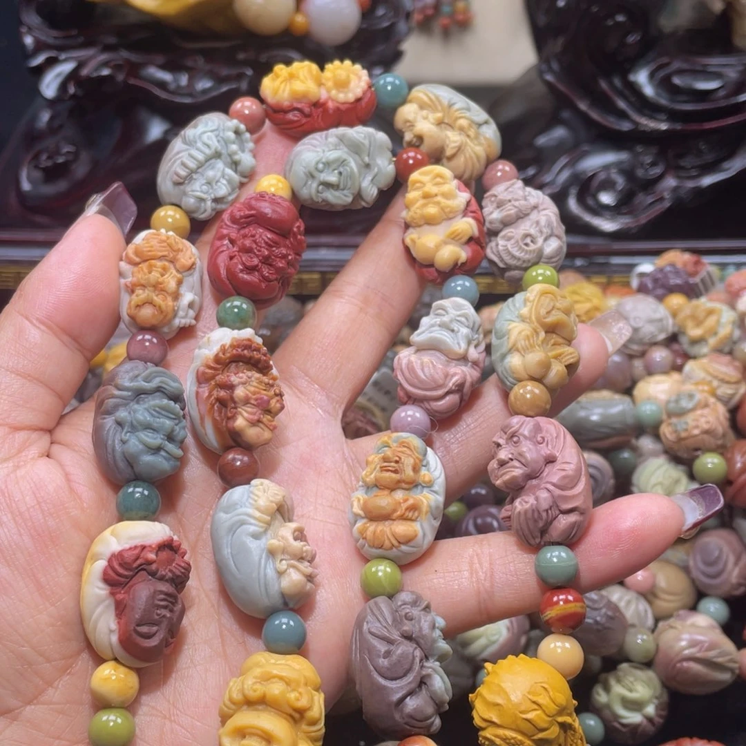 石英质玉手链未镶嵌青****播