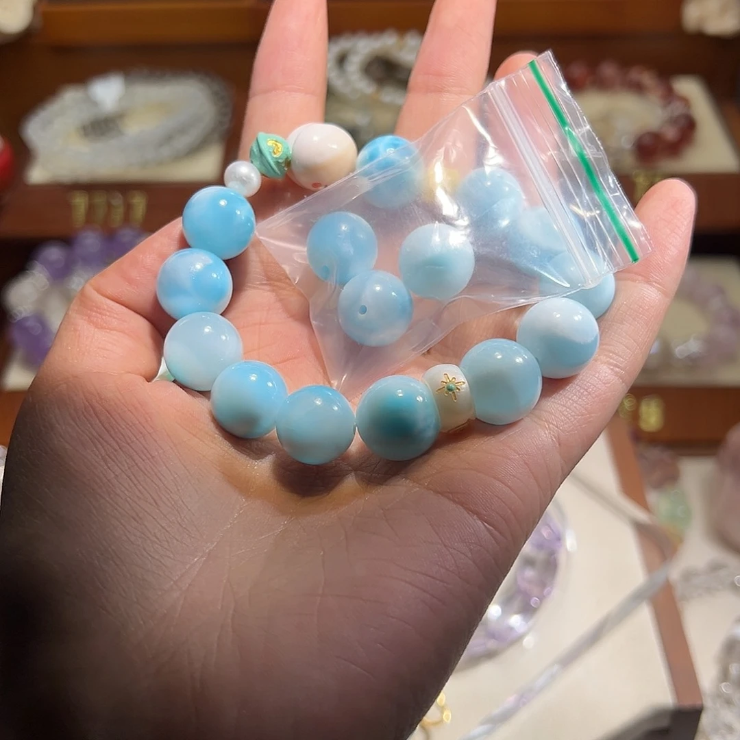 车挂未镶嵌水晶嘟*噜