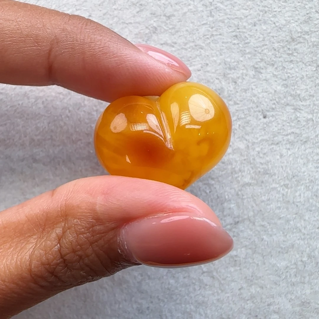 琥珀颈饰未镶嵌琥珀