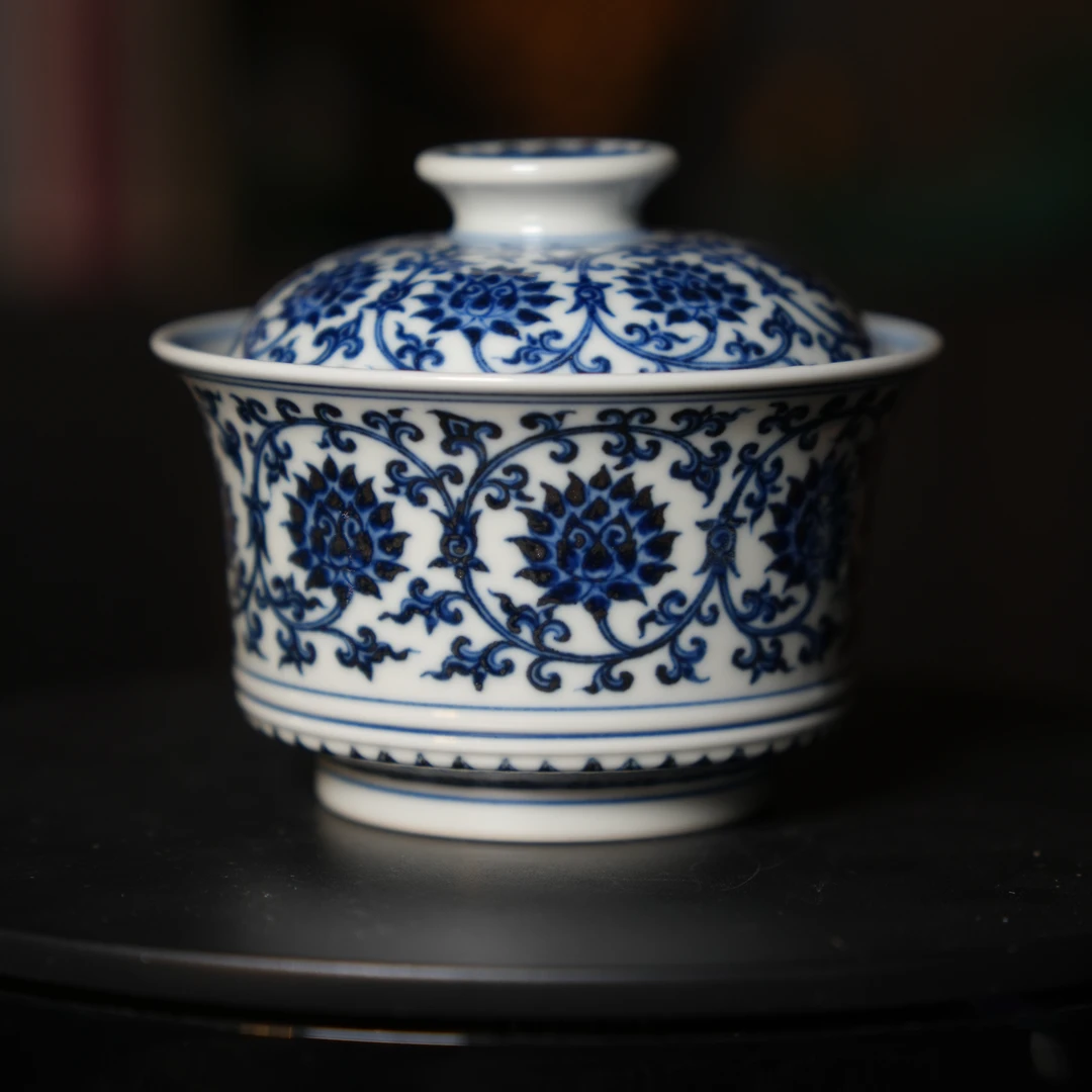 九悠阁严选-景德镇高端茶器-丰雅赏玩-双沟缠枝莲马蹄盖碗