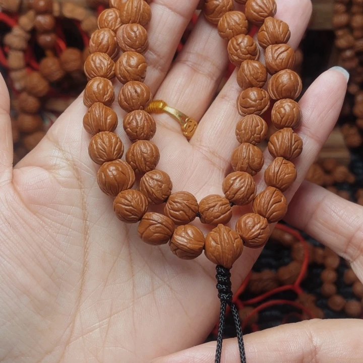 木质类龙纹桃枭挂件