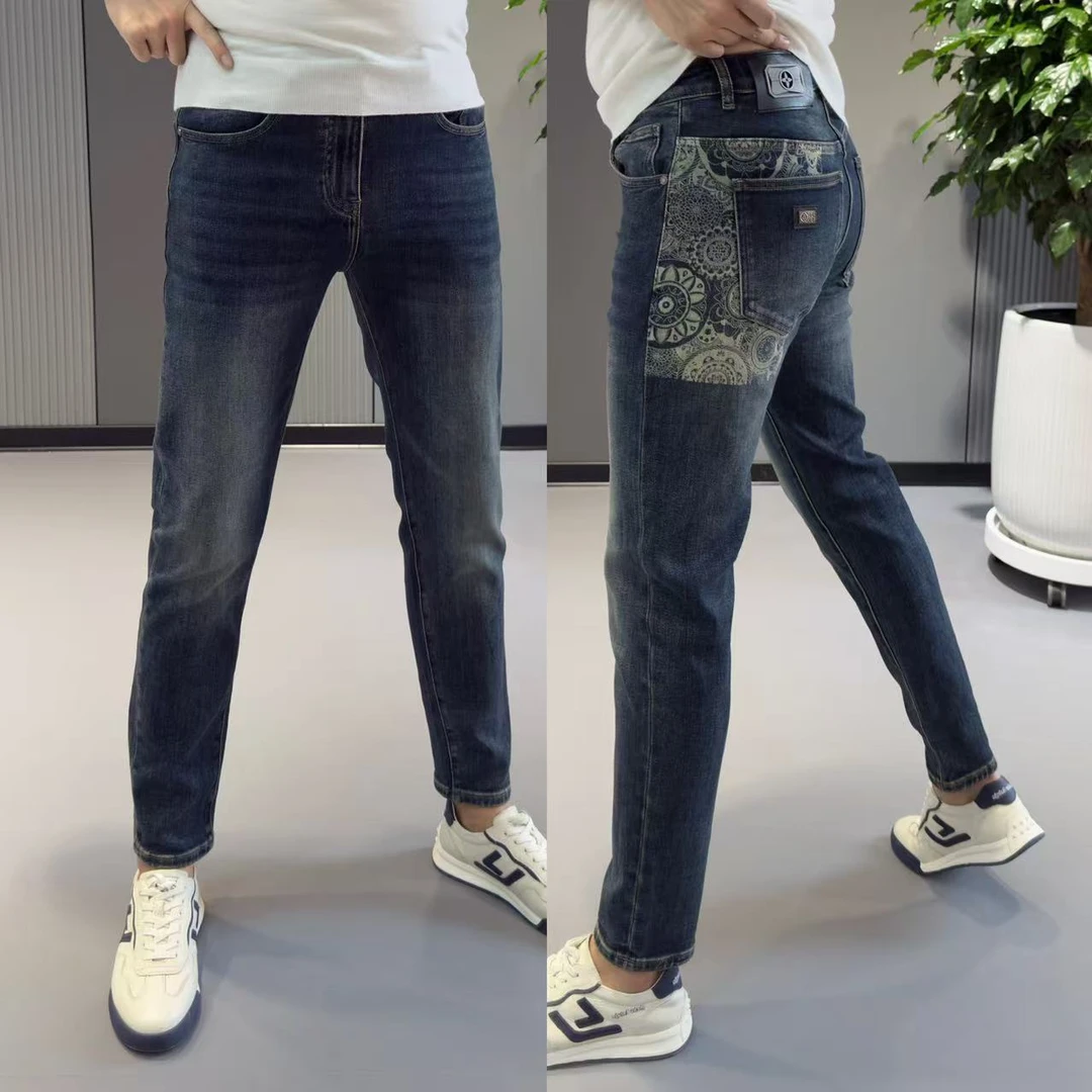 秋季新款牛仔裤男时尚潮流印花显瘦小脚裤男舒适百搭牛仔裤男款