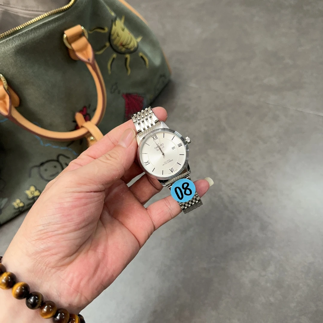 【08】全新精品/ 男士顶奢腕表防水七天无理由退换CC