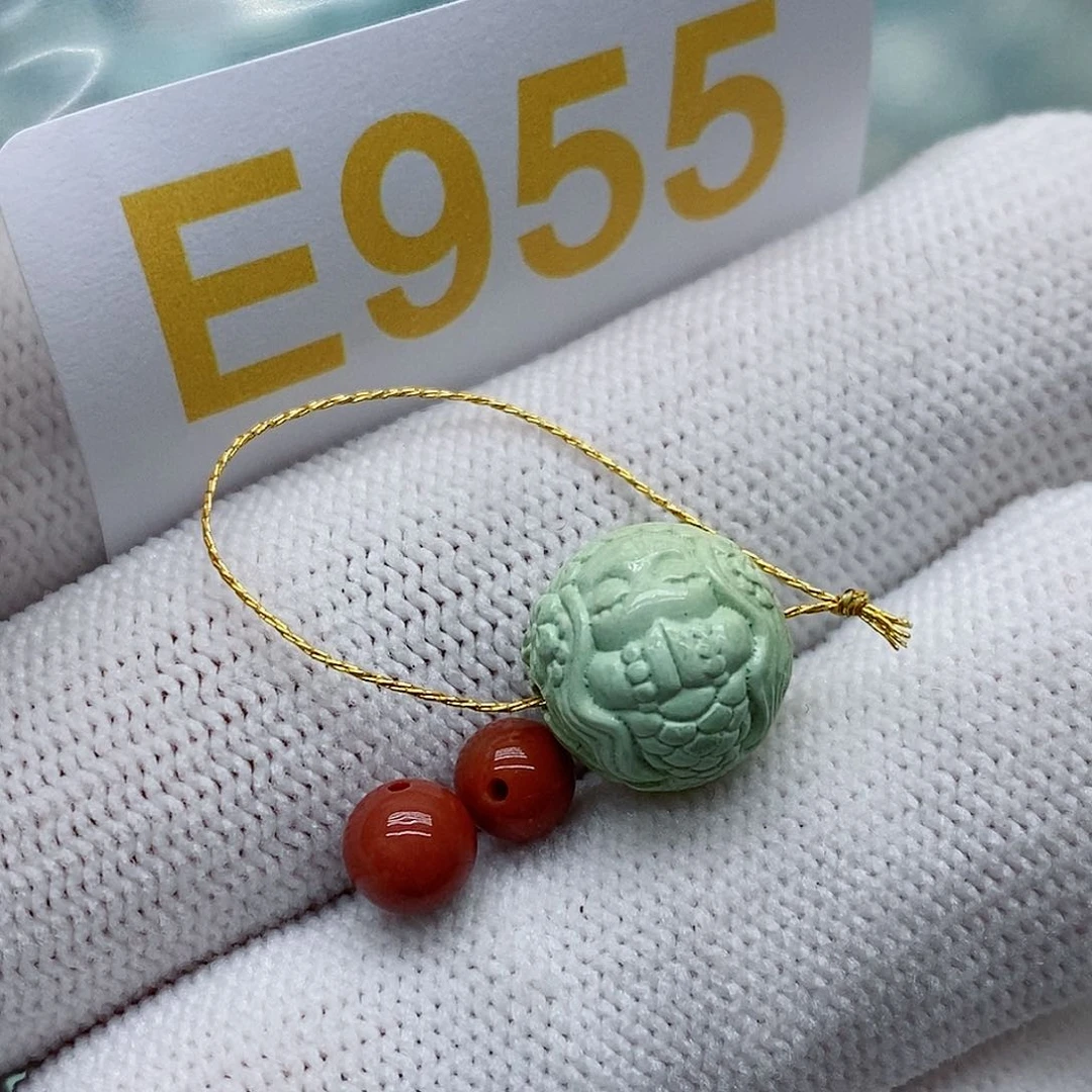 南红玛瑙未镶嵌珠宝奇石