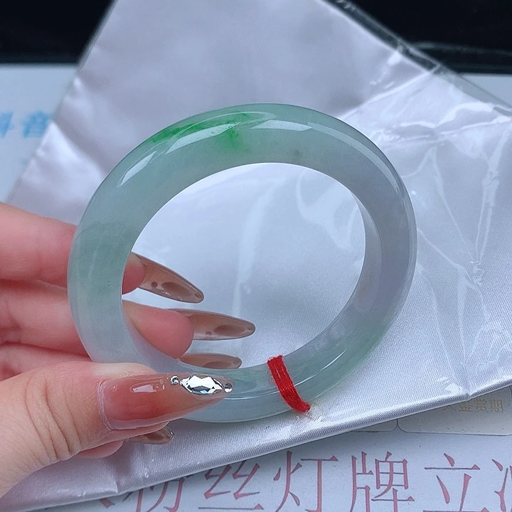 未镶嵌手镯（圆镯）翡翠白底青 54 55