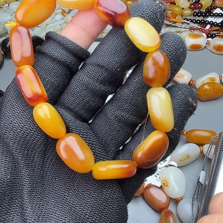 和田玉（糖玉）未镶嵌手链