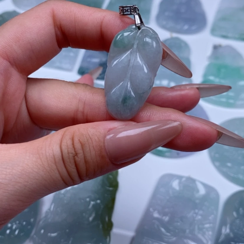 【闪购商品】翡翠未镶嵌吊坠(不含链)