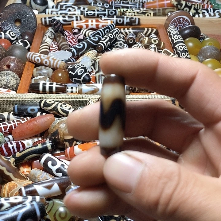 玛瑙/玉髓颈饰足银镀金镶嵌105