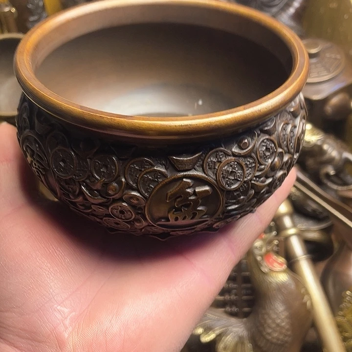 诚信经营铜器摆件