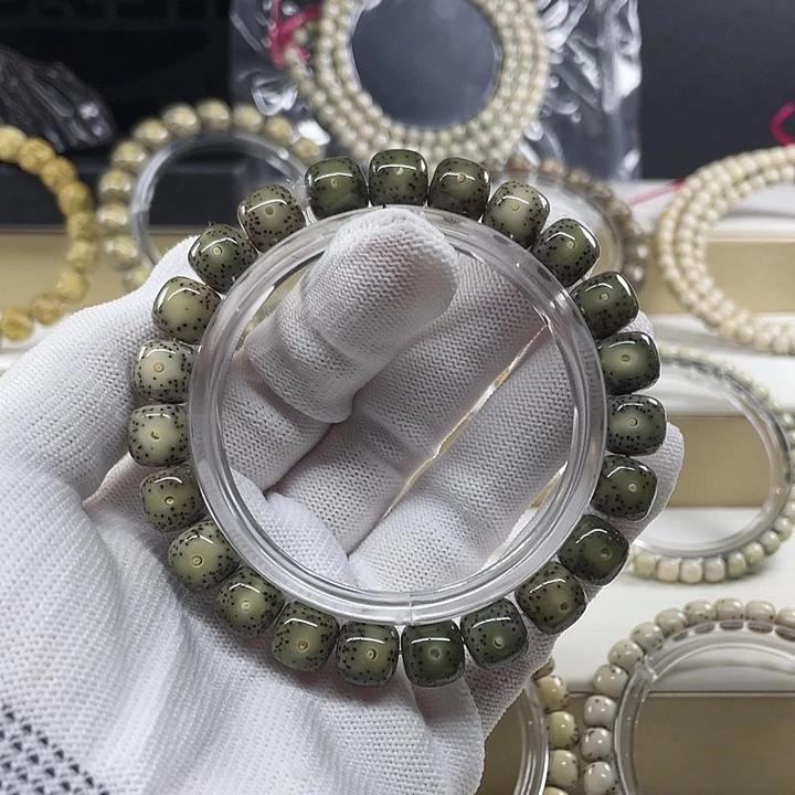 吊坠星月菩提558588