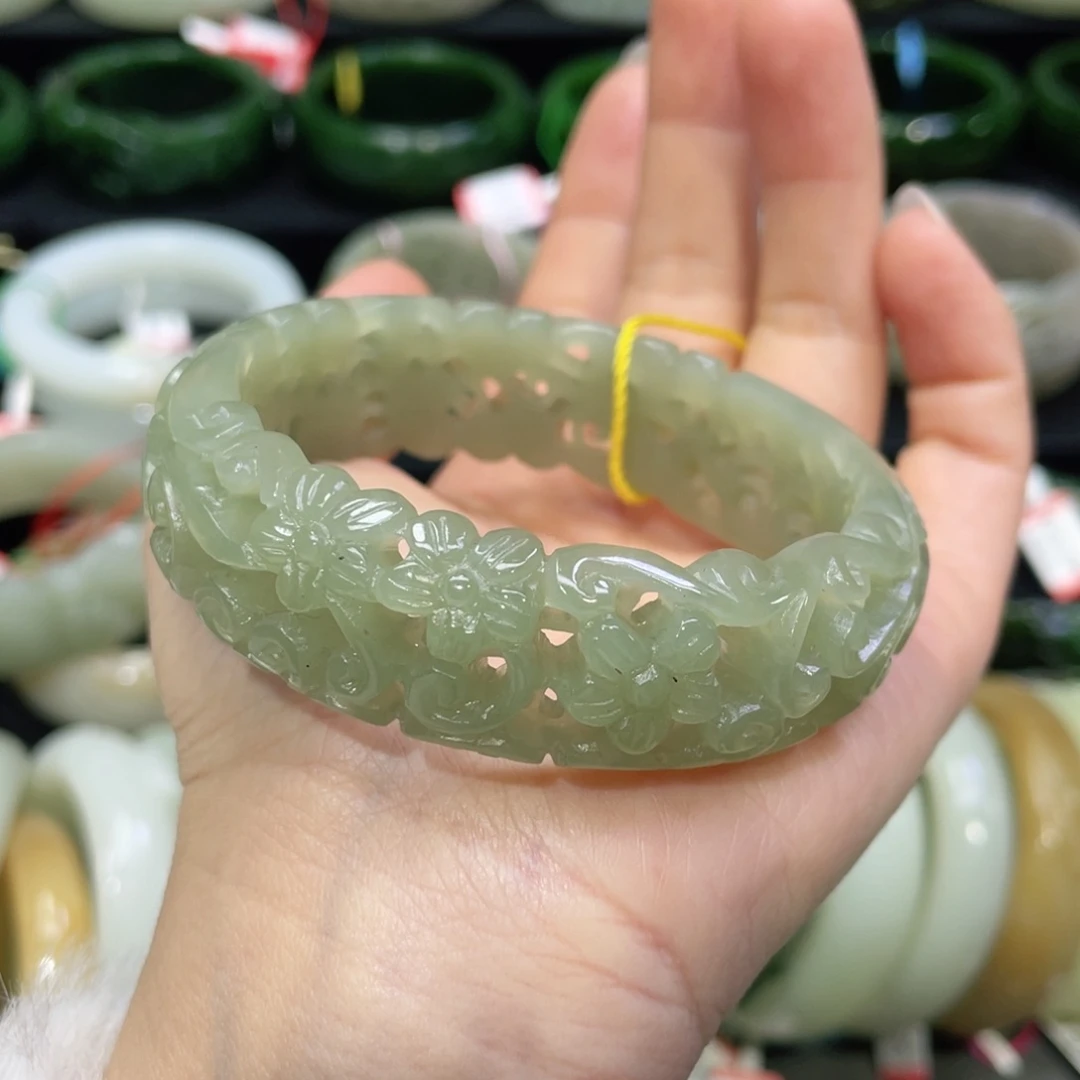 未镶嵌手镯和田玉7