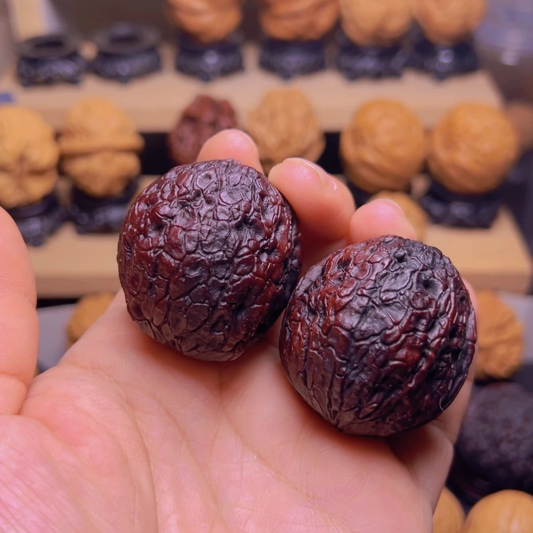 文玩核桃吊坠21w金丝绣球41尺