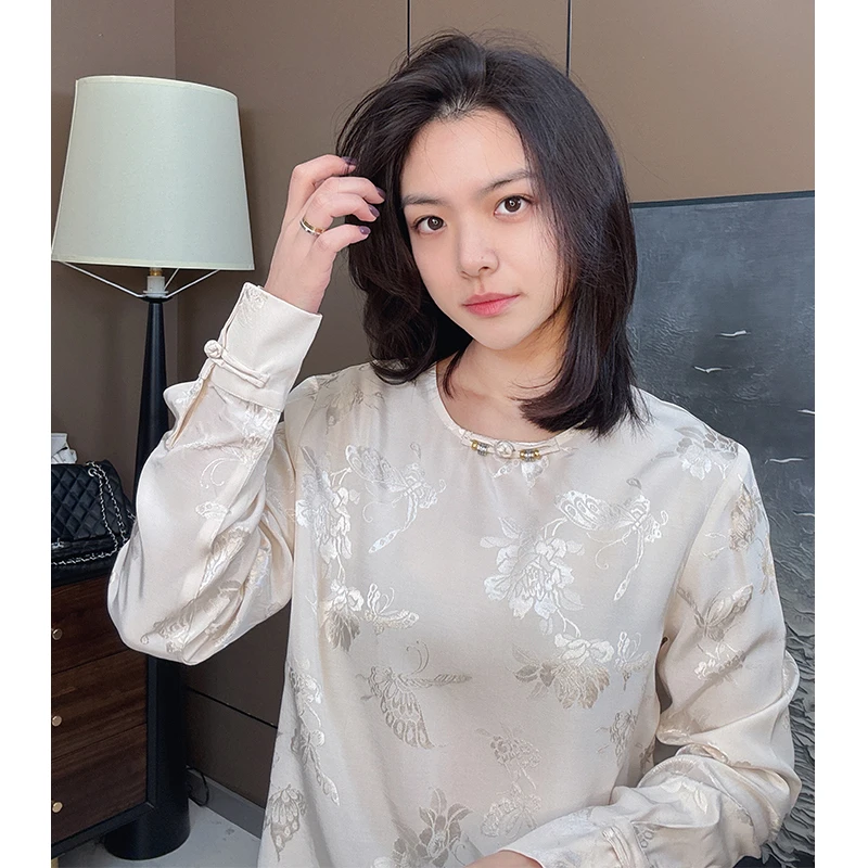 美美国风2025新款圆领一字盘扣蝶恋花提花新中式长袖上衣71003