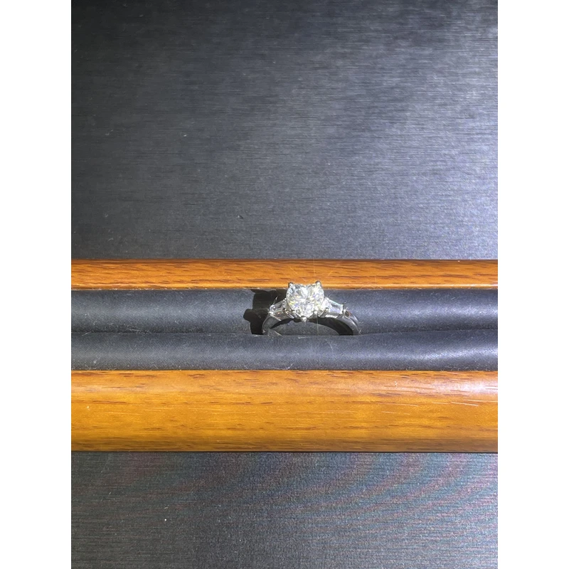 d891白色爱心2ct戒指多样发