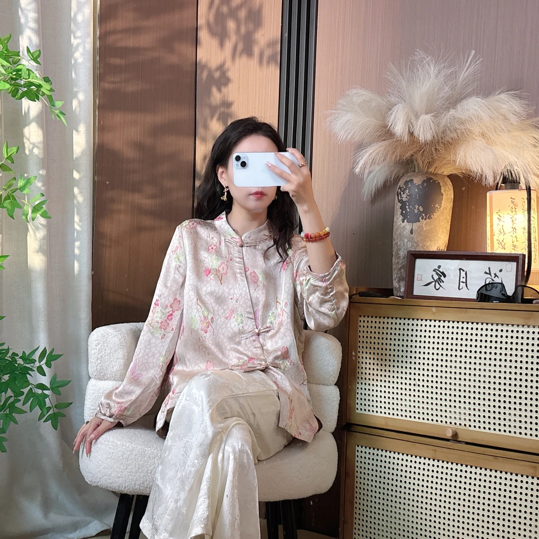 【杏花】25年秋季新款新中式国风琥珀琉光短款斜襟提花遮肉显瘦女装