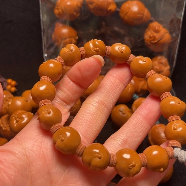 拿***股橄榄核手串百态14