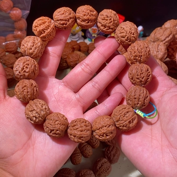 文玩核桃手串……52