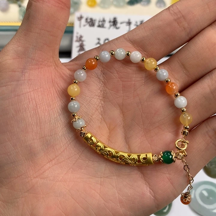 翡翠颈饰未镶嵌手串