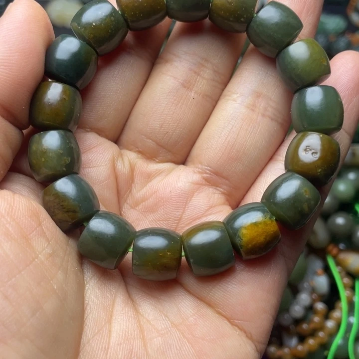 未镶嵌和田玉珠宝半成品