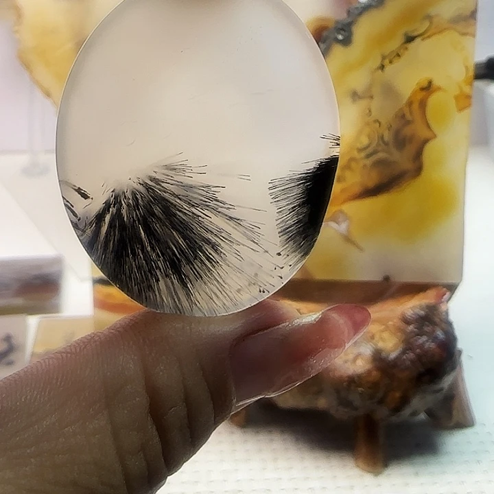 玛瑙/玉髓未镶嵌珠宝奇石