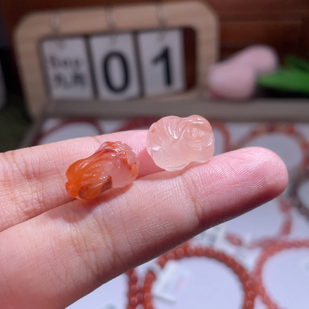 未镶嵌南红玛瑙挂件6350