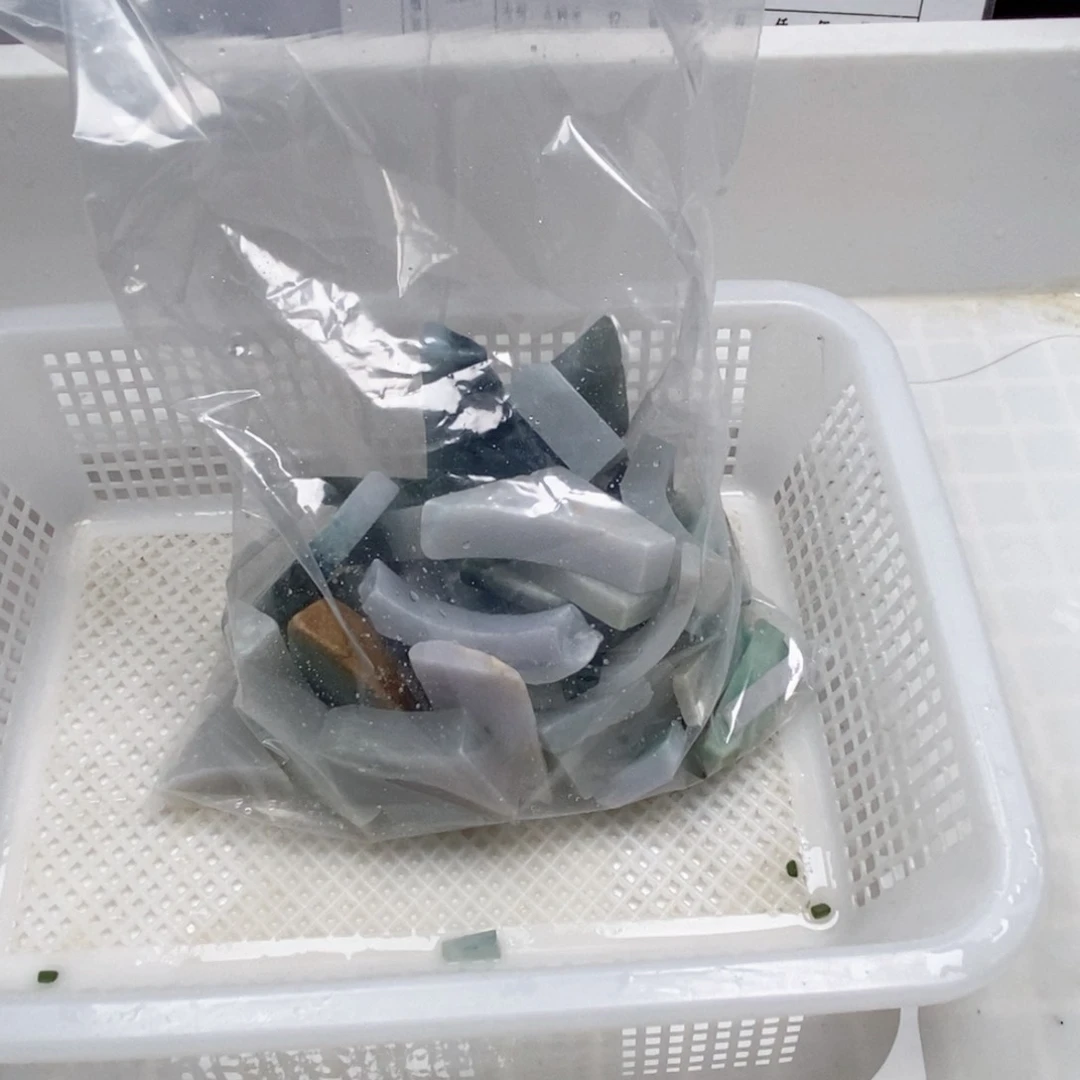 翡翠颈饰未镶嵌天然缅甸翡翠A货未镶嵌05