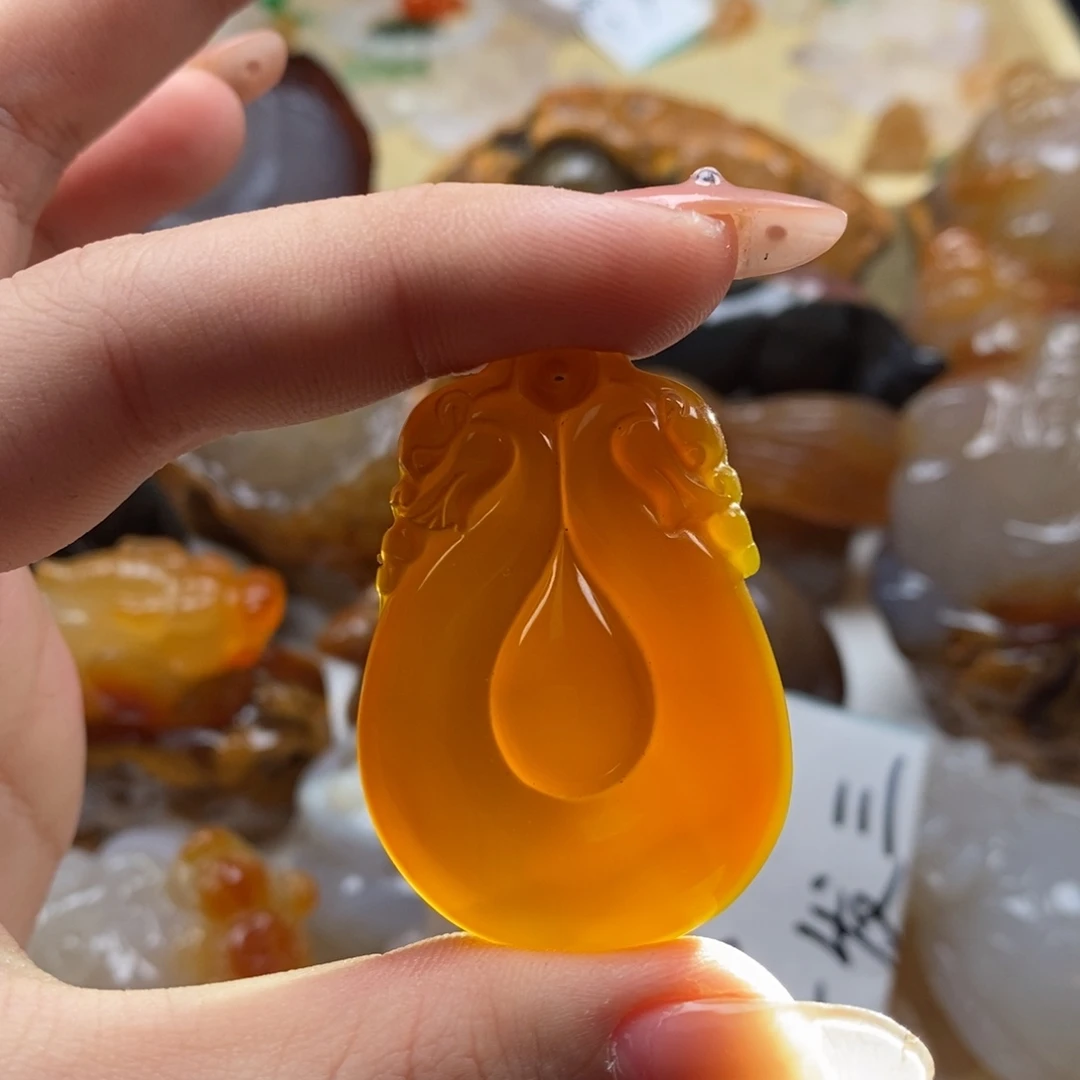 玛瑙/玉髓未镶嵌颈饰