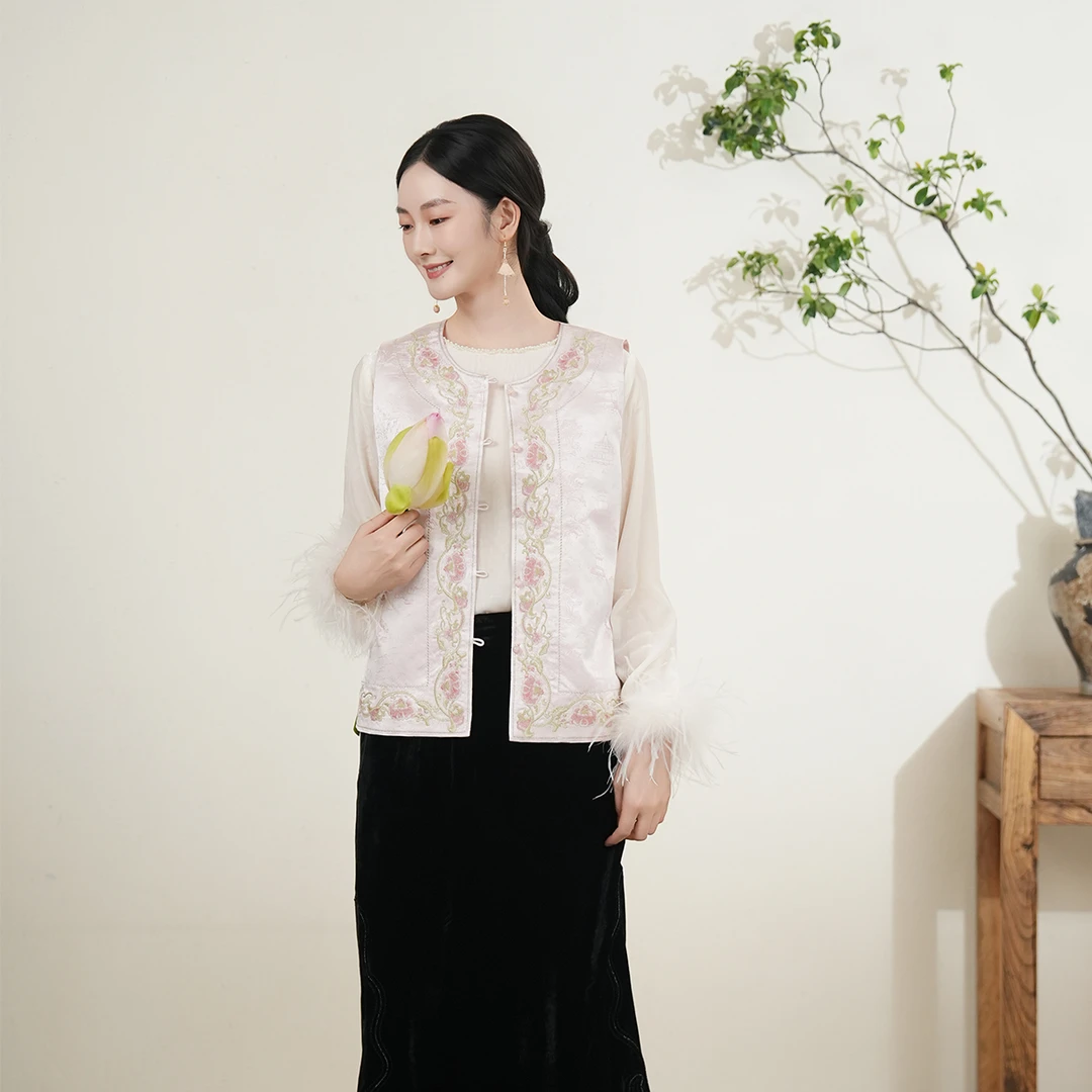 布符2025年秋季浅粉提花刺绣马甲新中式古典优雅显瘦女装MQMJ70